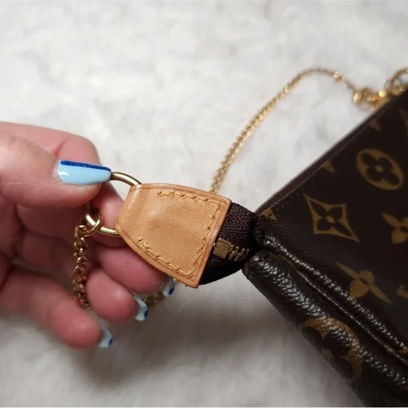EUC LOUIS VUITTON Monogram Complice Trunks and Bags Mini Pochette